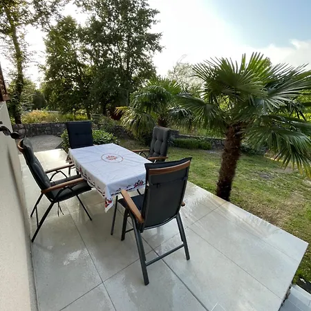 Ivan Apartment *